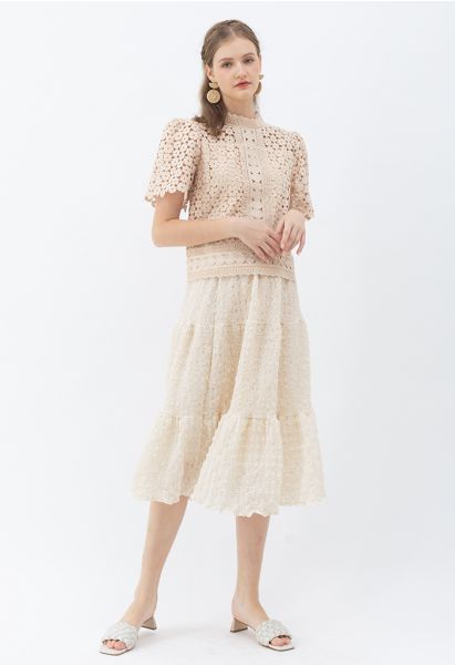 Full of Embossing Frill Hem Midi Skirt in Cream