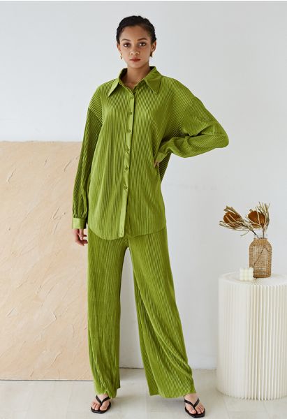 Full Pleated Plisse Shirt and Pants Set in Moss Green