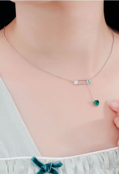 Paperclip Heart Shape Emerald Gem Necklace