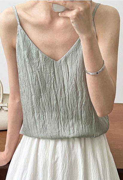Embossed Texture V-Neck Cami Top in Pea Green