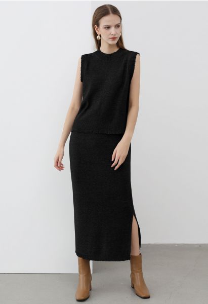 Frayed Hemline Side Slit Knit Maxi Skirt in Black