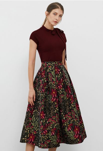 Cheerful Daisy Field Jacquard Pleated Midi Skirt in Black