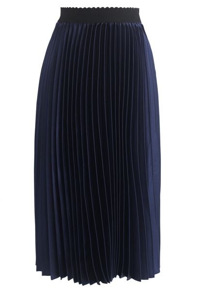 Glam Slam Pleated Midi Skirt in Navy