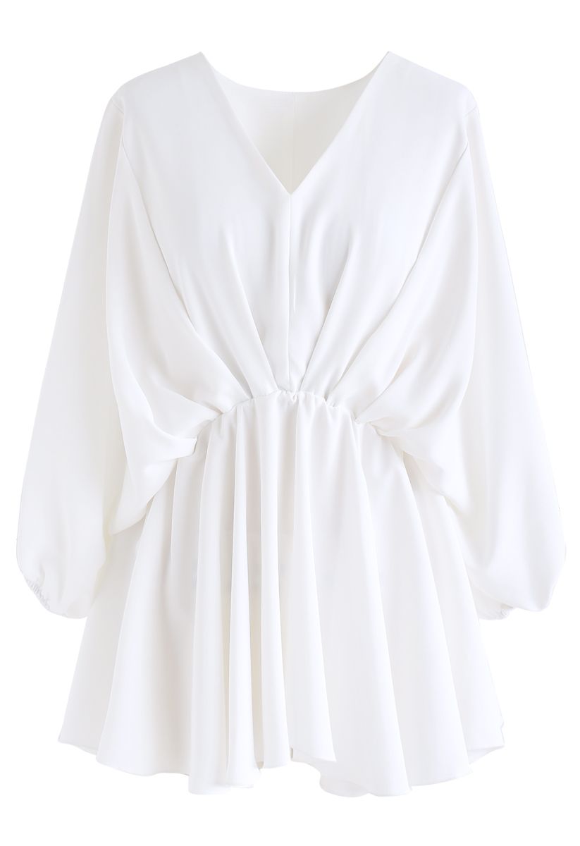 Batwing Sleeves Asymmetric Peplum Top in White