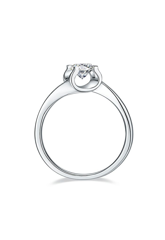 Irregular Edge Moissanite Diamond Ring