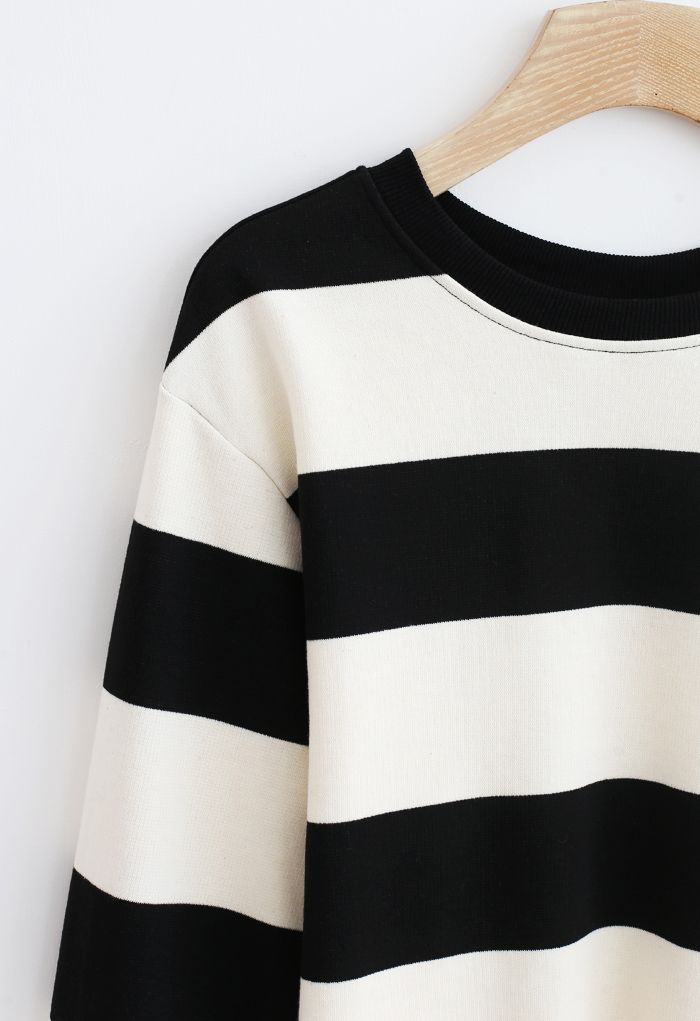 Black and White Stripes Cropped Sweatshirt