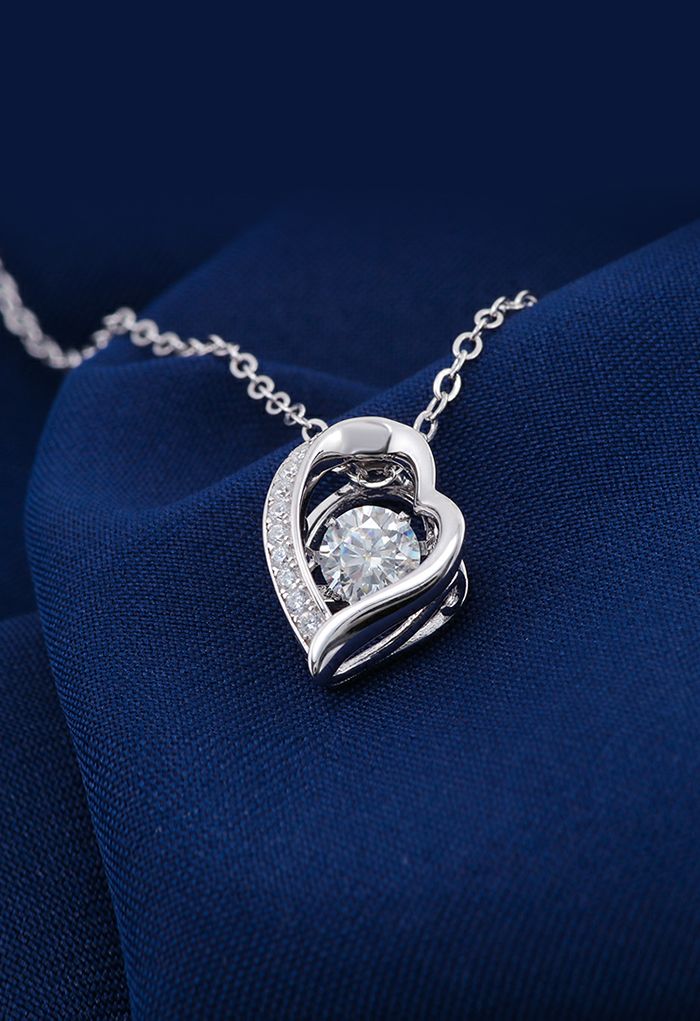 Glittering Trim Moissanite Diamond Necklace