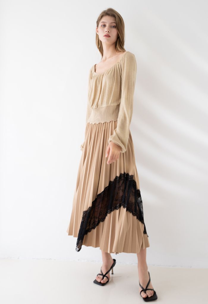 Lace Inserted Pleated Maxi Skirt in Tan