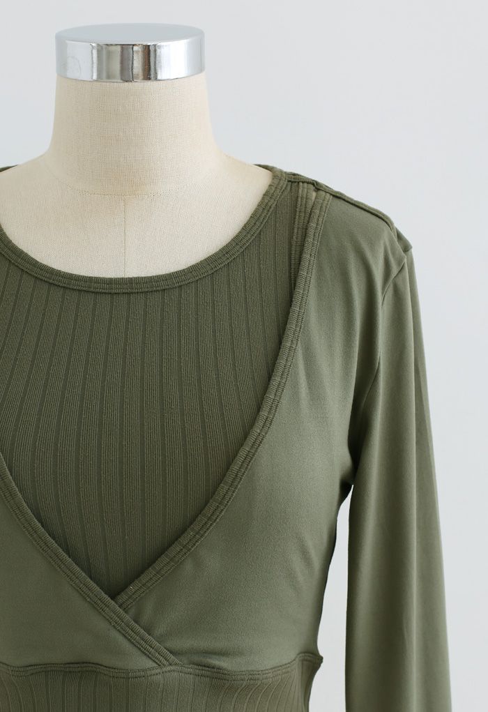 Fake Two-Piece Sleeves Cropped Sports Top in Olive