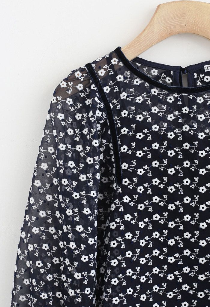 Embroidered Daisy Puff Sleeve Organza Top in Navy