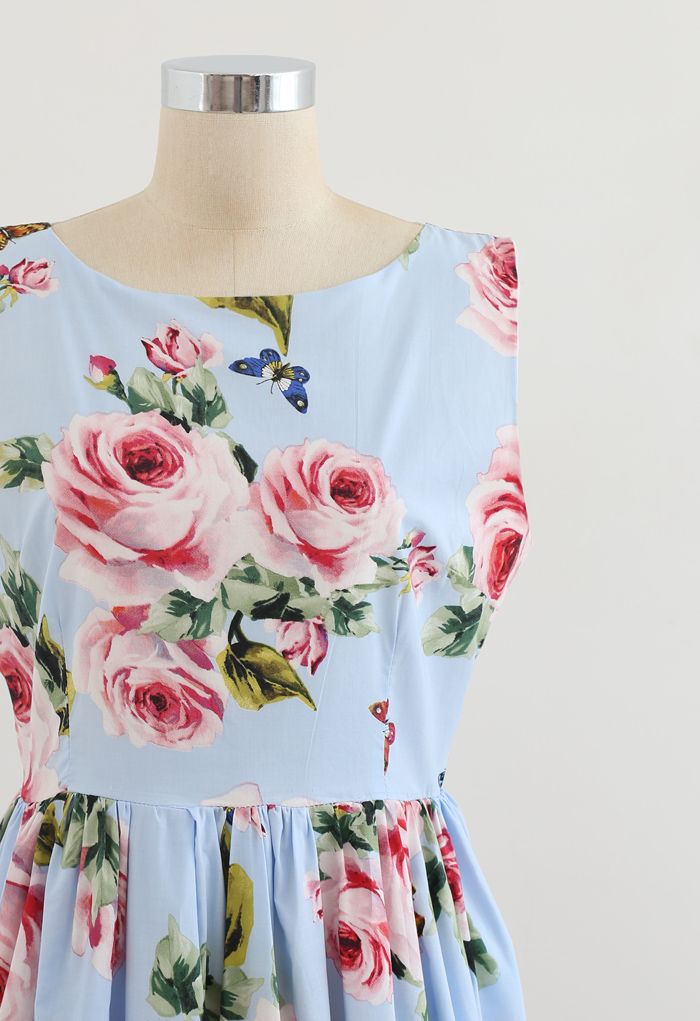 Blooming Pink Rose Printed Pleated Cotton Dress in Blue