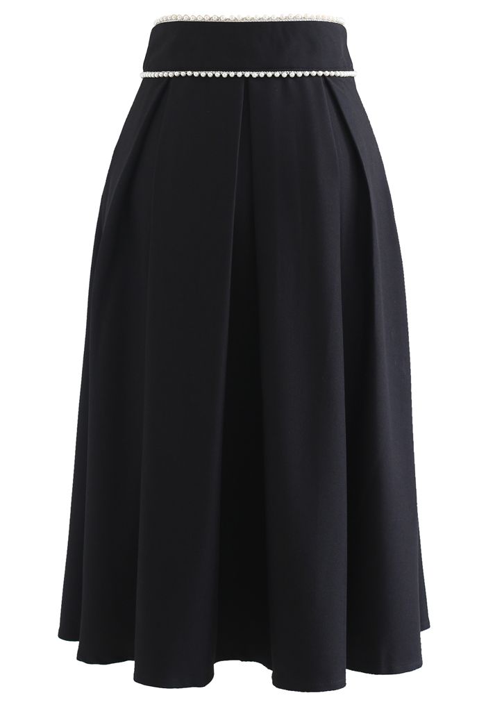 Pearly Waist Pleated Midi Skirt in Black