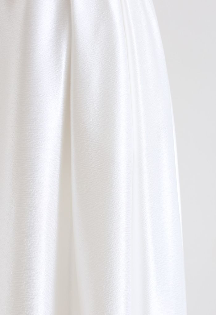 Belted Texture Flare Maxi Skirt in White