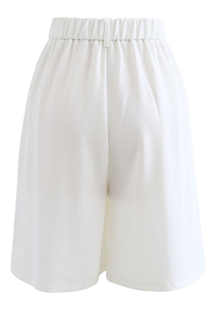 High Waist Pleated Bermuda Shorts in White