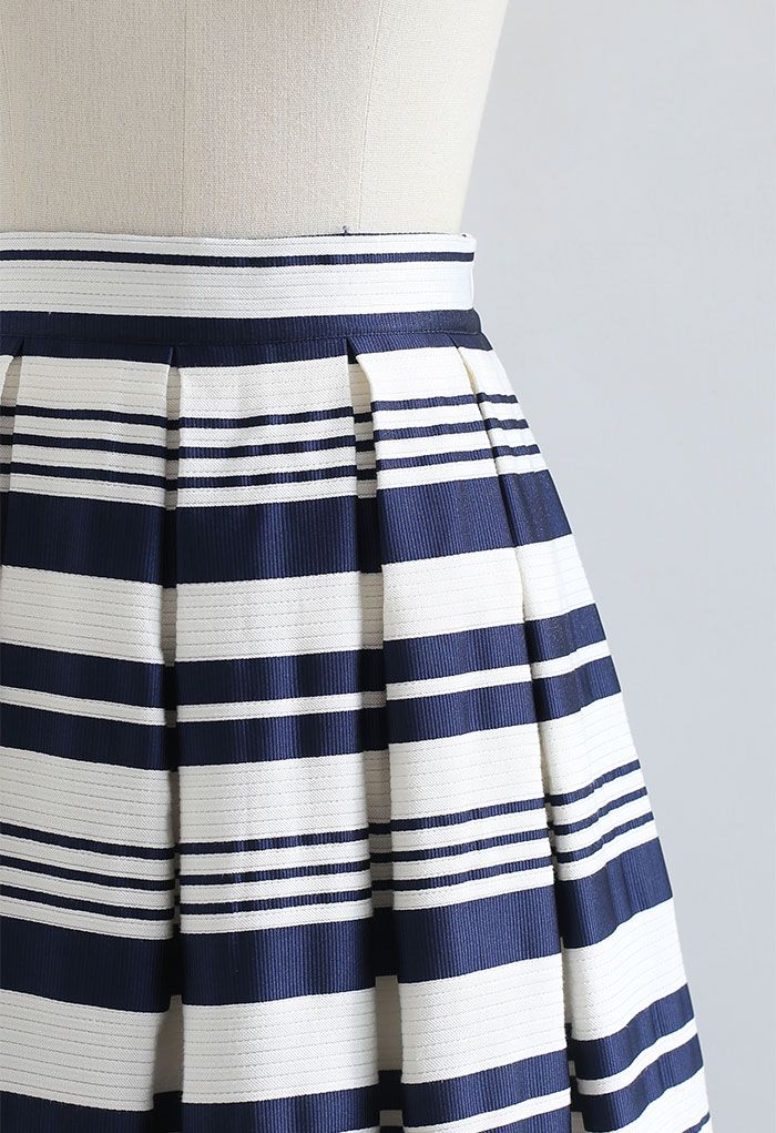 Bicolor Stripe Jacquard Pleated Skirt in Navy
