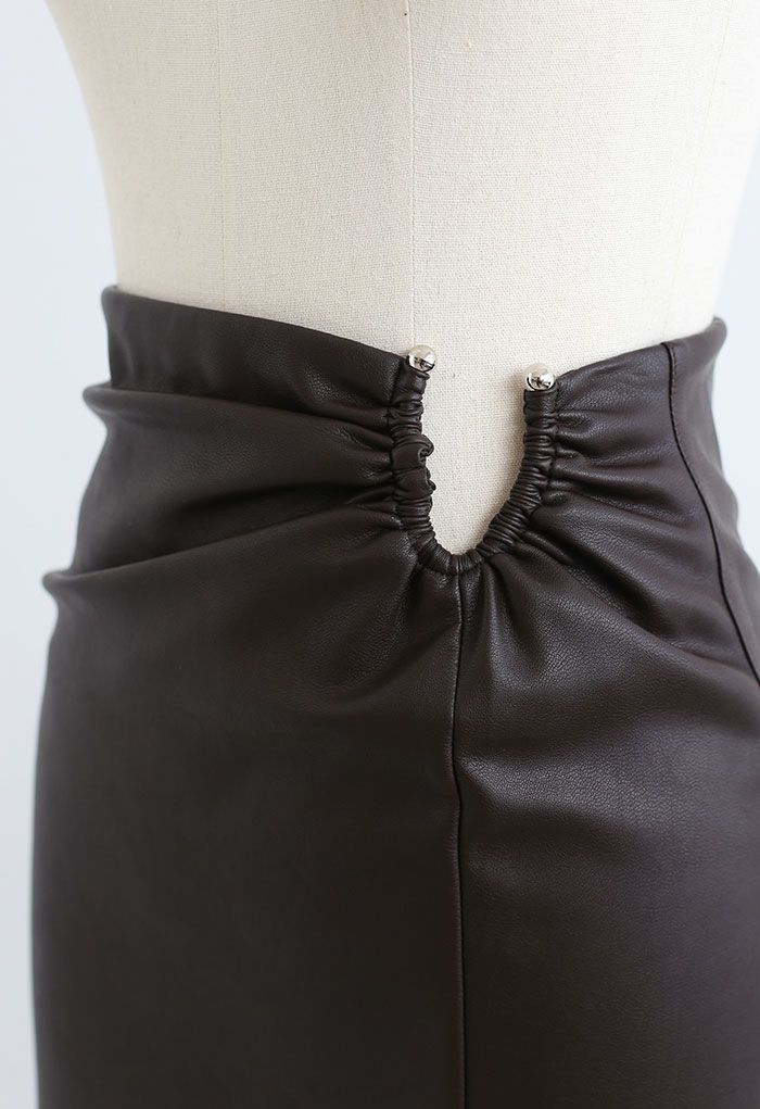 U-Shape Cutout Slit Faux Leather Midi Skirt in Brown