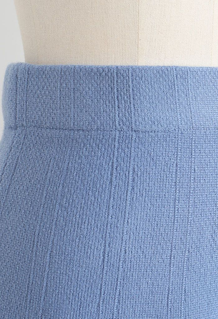 Textured Knit Flare Hem Knit Midi Skirt in Blue