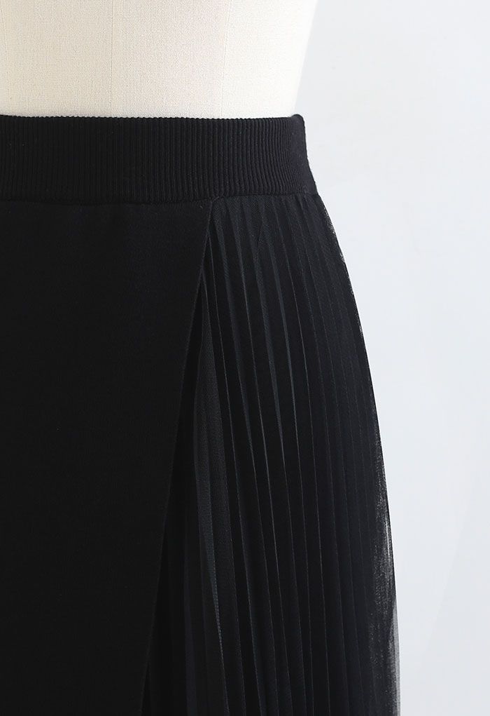 Mesh Spliced Flap Knit Midi Skirt in Black