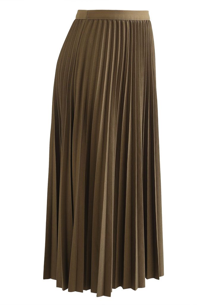 Simplicity Pleated Midi Skirt in Moss Green