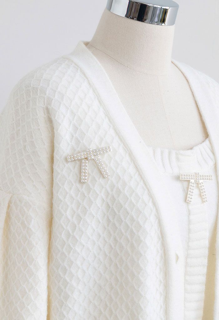 Bowknot Brooch Cami Top and Cardigan Set in Ivory