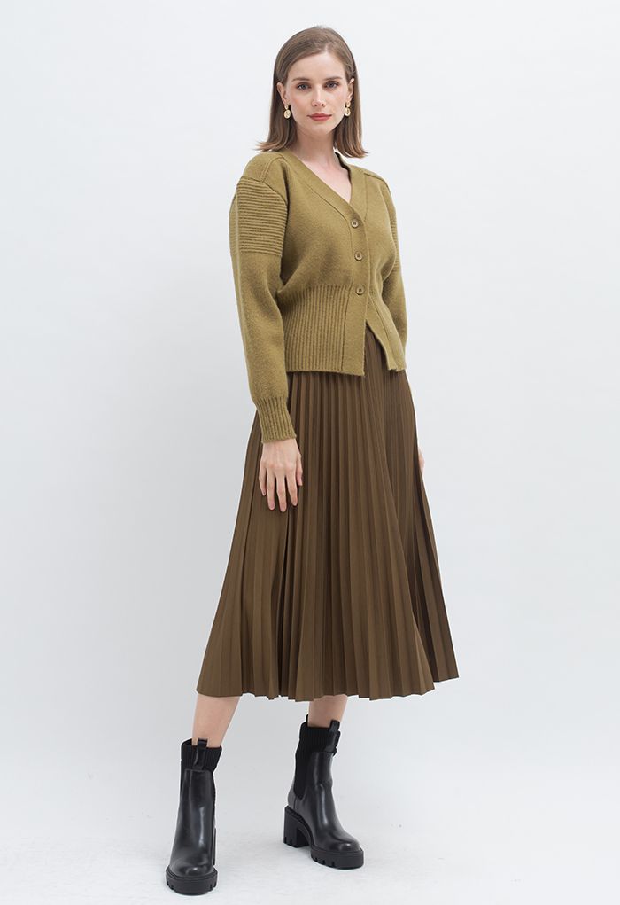 Simplicity Pleated Midi Skirt in Moss Green