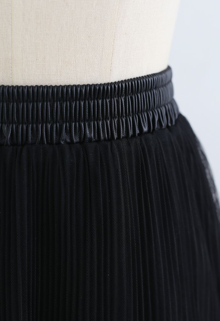 Double-Layered Tiered Pleated Midi Skirt in Black