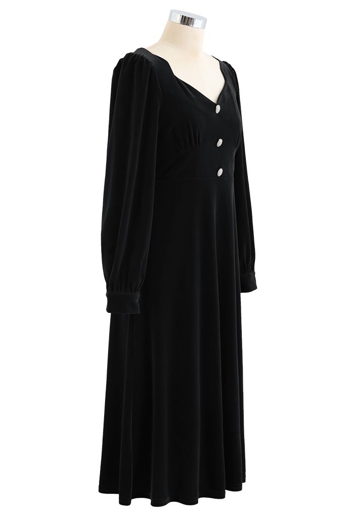 Sweetheart Neck Buttoned Velvet Dress in Black