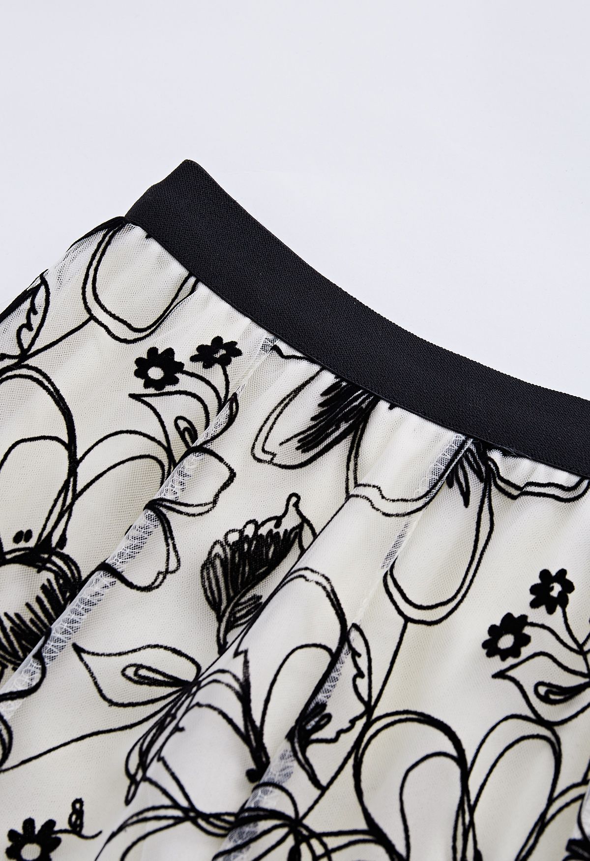 Velvet Flower Blossom Mesh Tulle Skirt in Cream