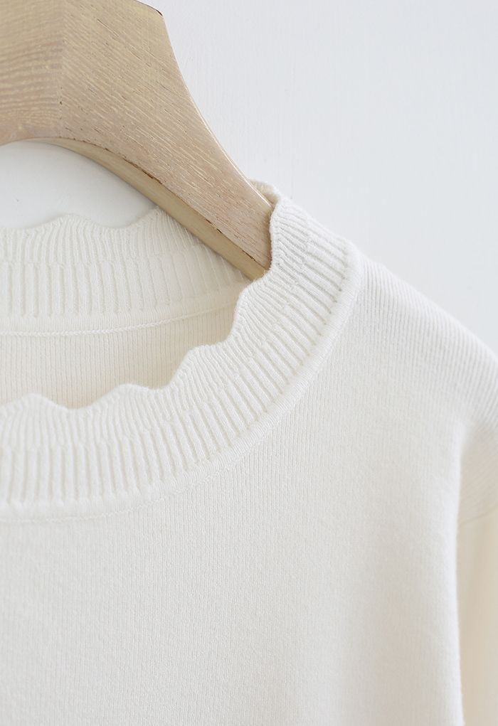 Ribbed Fuzzy Soft Knit Sweater in Cream