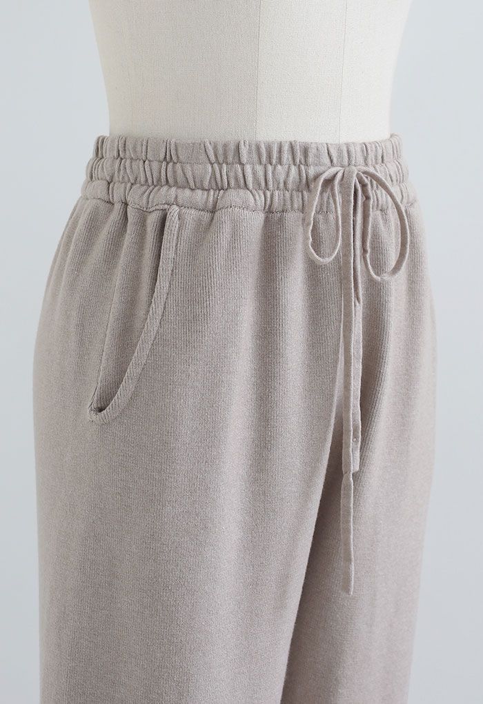 Knitted Drawstring Waist Tapered Joggers in Sand