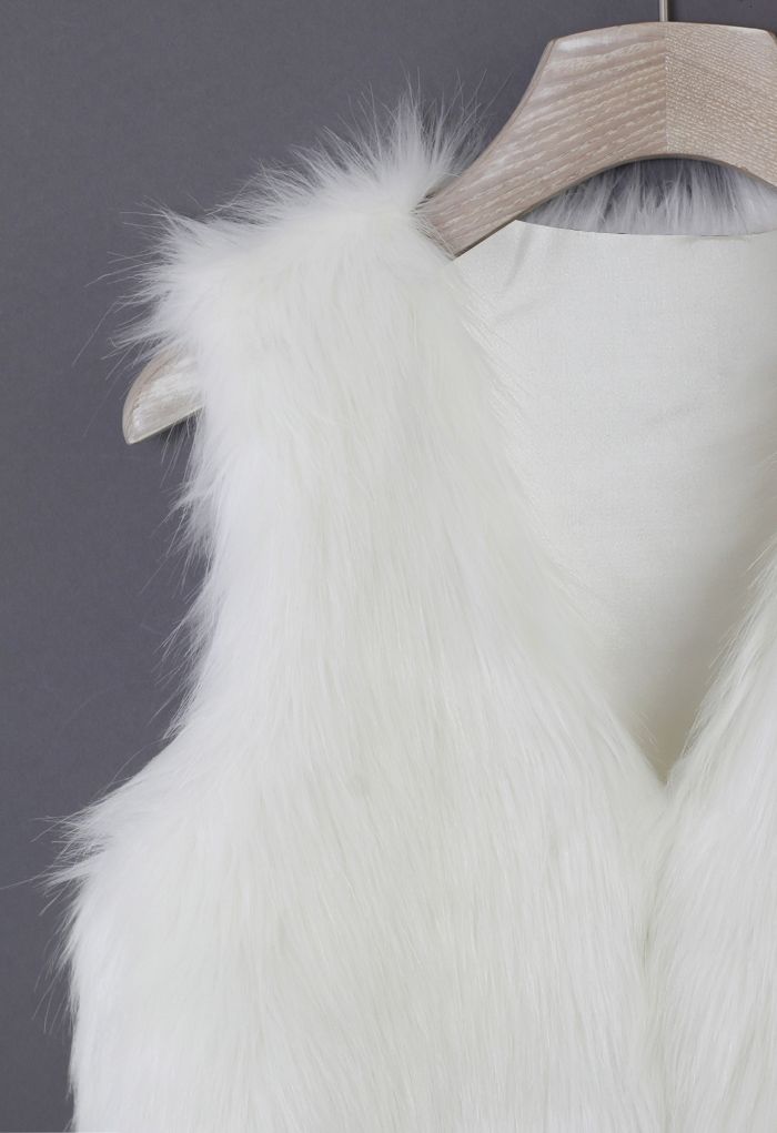 Chicwish Faux Fur Vest in White