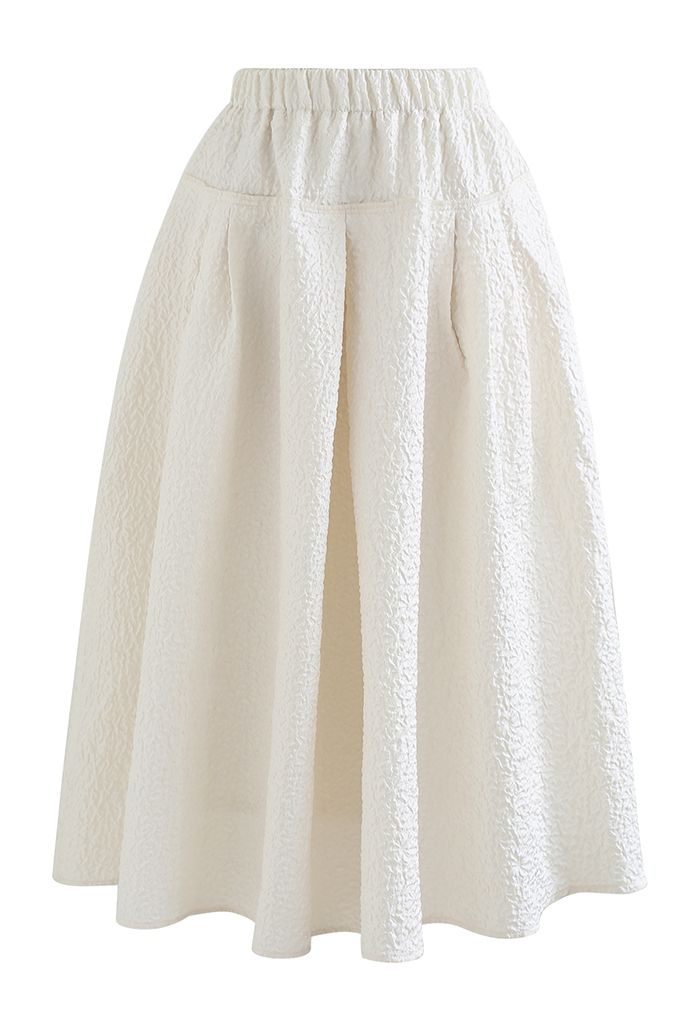 Side Pocket Pleated Embossed Midi Skirt in Cream