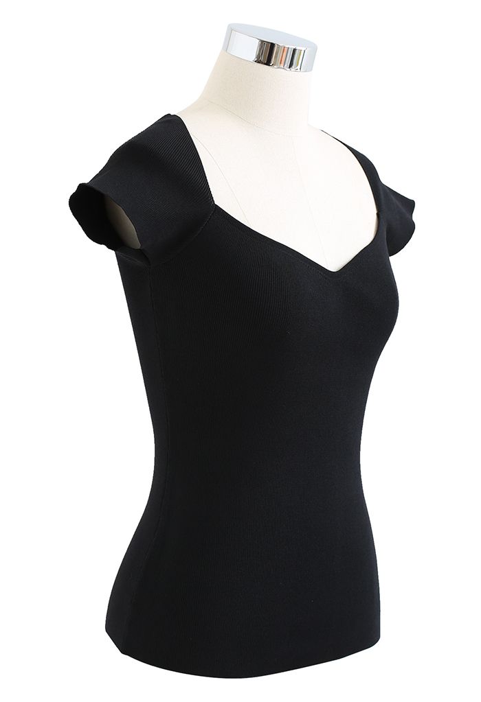 Sweetheart Neck Short-Sleeve Fitted Knit Top in Black