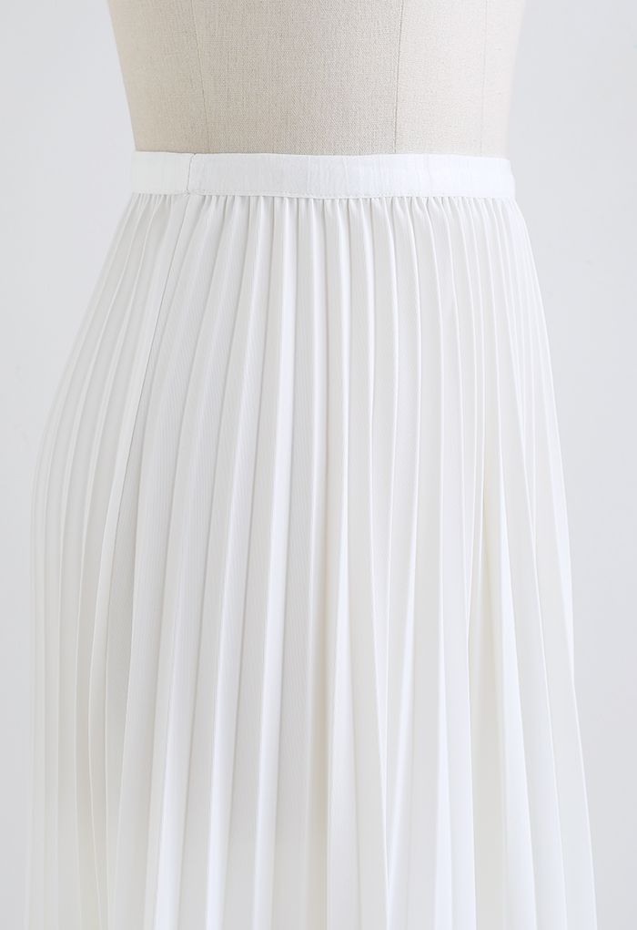 Simplicity Pleated Midi Skirt in White - Retro, Indie and Unique Fashion