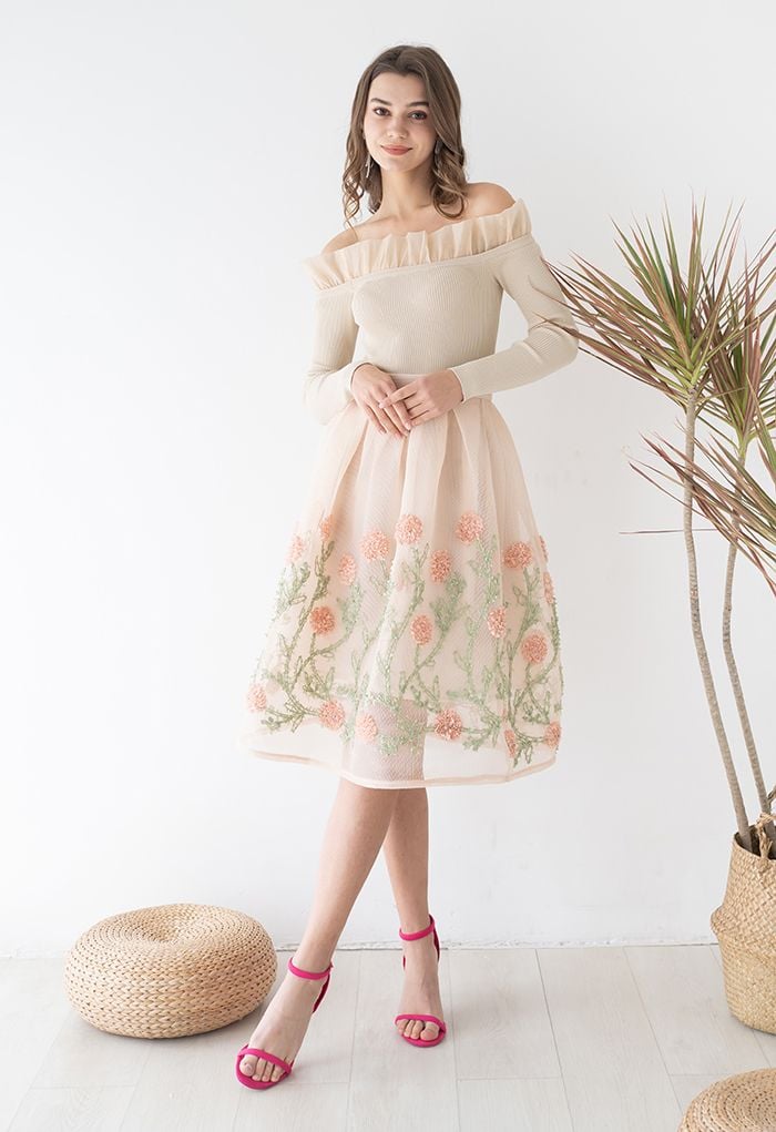 3D Flower Vine Airy Honeycomb Pleated Skirt in Cream