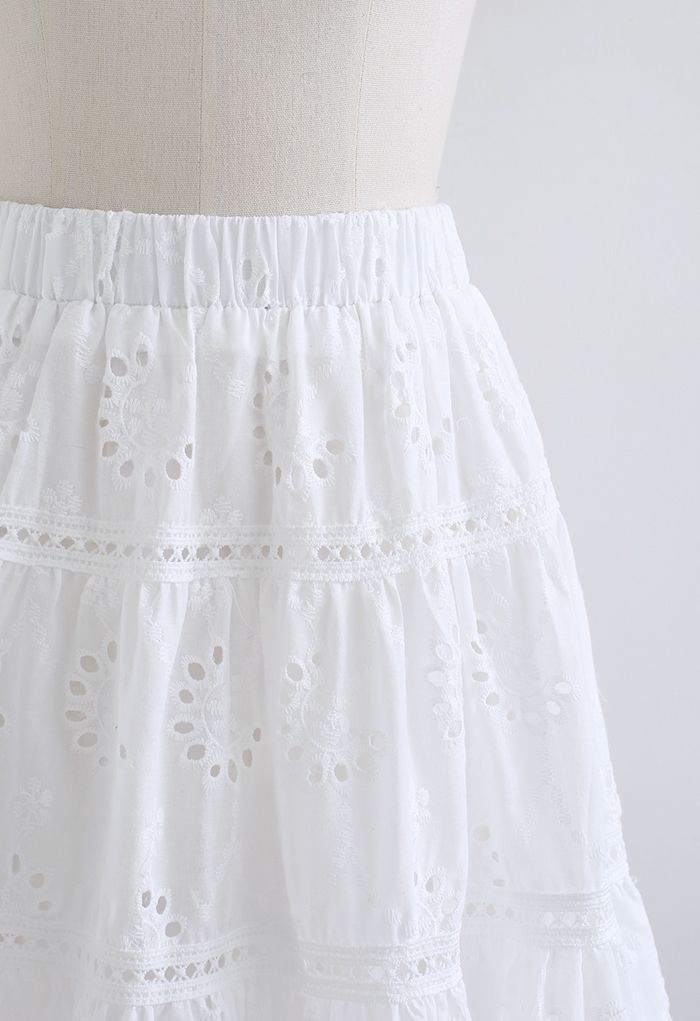 Floral Eyelet Ruffle Hem Mini Skirt in White