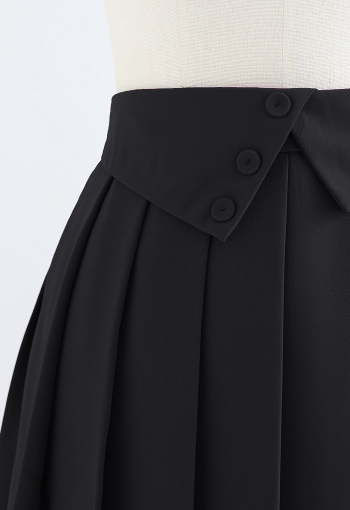 Buttoned Folded Waist Pleated Mini Skirt in Black