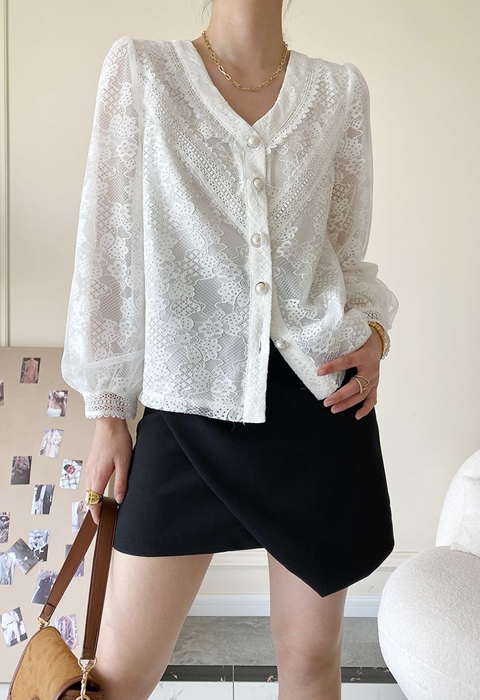 Mesh Layered Sleeve Floral Lace Top
