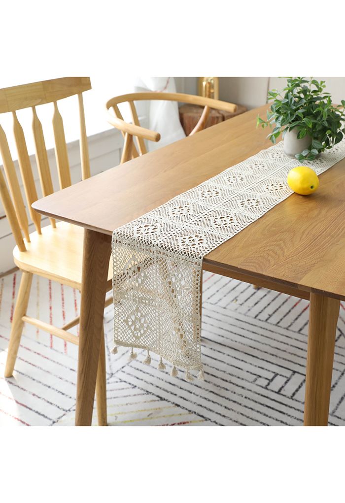 Diamond Hollow Out Tassel Edge Table Runner