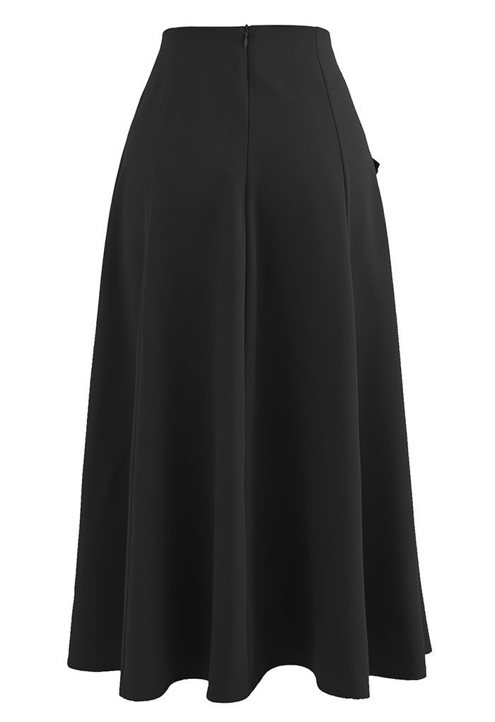 Pleated Fake Pocket Seamed Flare Skirt in Black