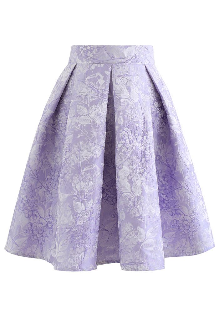 Grape Manor Pleated Flare Skirt in Lilac