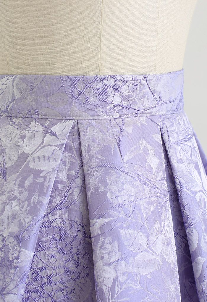 Grape Manor Pleated Flare Skirt in Lilac