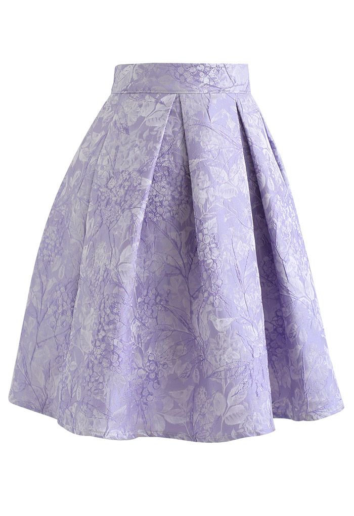 Grape Manor Pleated Flare Skirt in Lilac