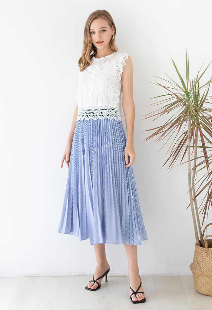 Did You Hear That Stripes Pleated Skirt in Blue