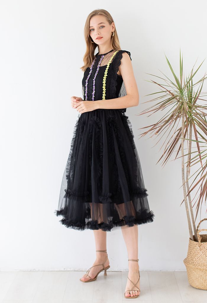 Sinuous Ruffle Double-Layered Mesh Tulle Skirt in Black
