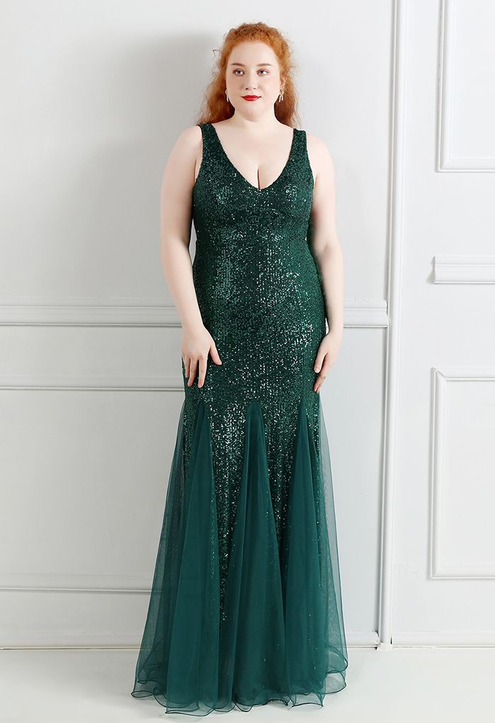 Mesh Panelled Sequined Mermaid Gown in Emerald