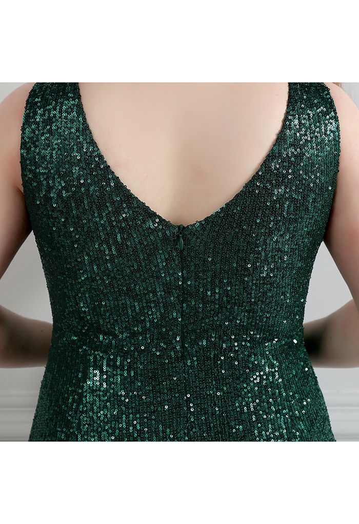 Mesh Panelled Sequined Mermaid Gown in Emerald