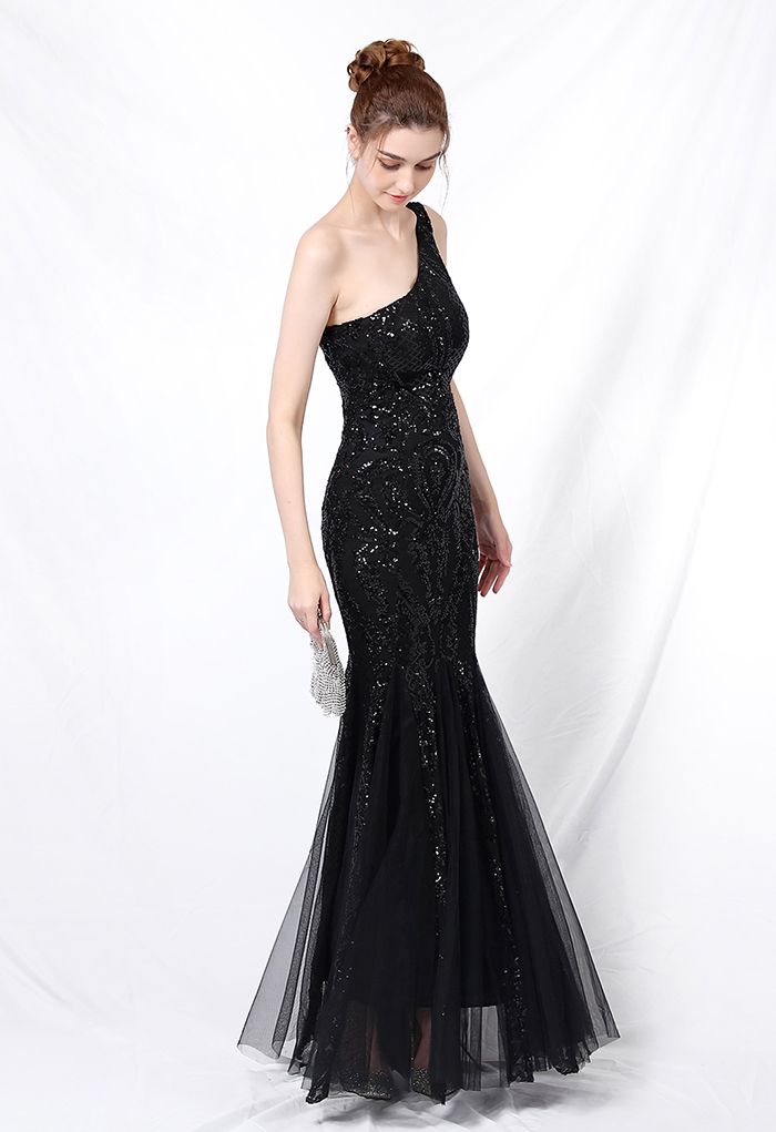 One-Shoulder Floral Lattice Sequined Mesh Gown in Black