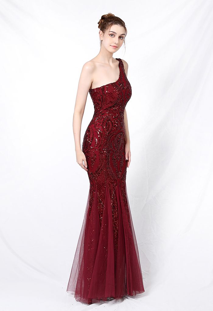 One-Shoulder Floral Lattice Sequined Mesh Gown in Burgundy