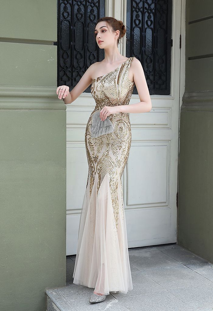 One-Shoulder Floral Lattice Sequined Mesh Gown in Gold